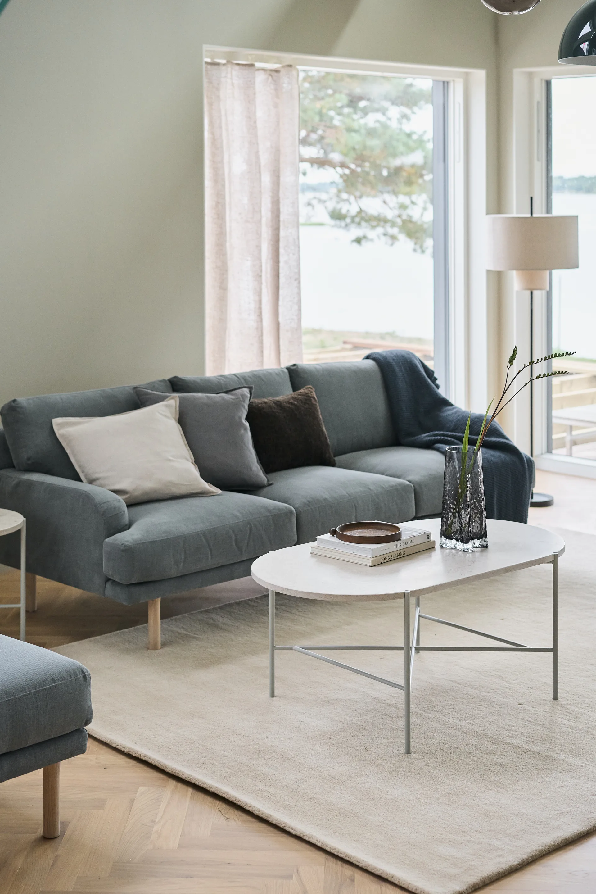 Lidnäs 3 sits soffa, Caleido Grey 1240-vitoljad ek, 3-sits 1898