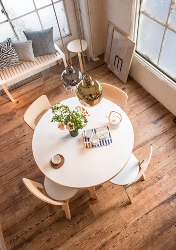 Aalto 90A matbord runt - Svart linoleum-Björkben - Artek