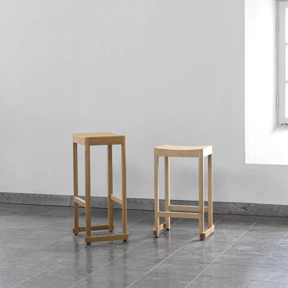 Atelier barpall, Grönlackerad björk-H65 cm Artek