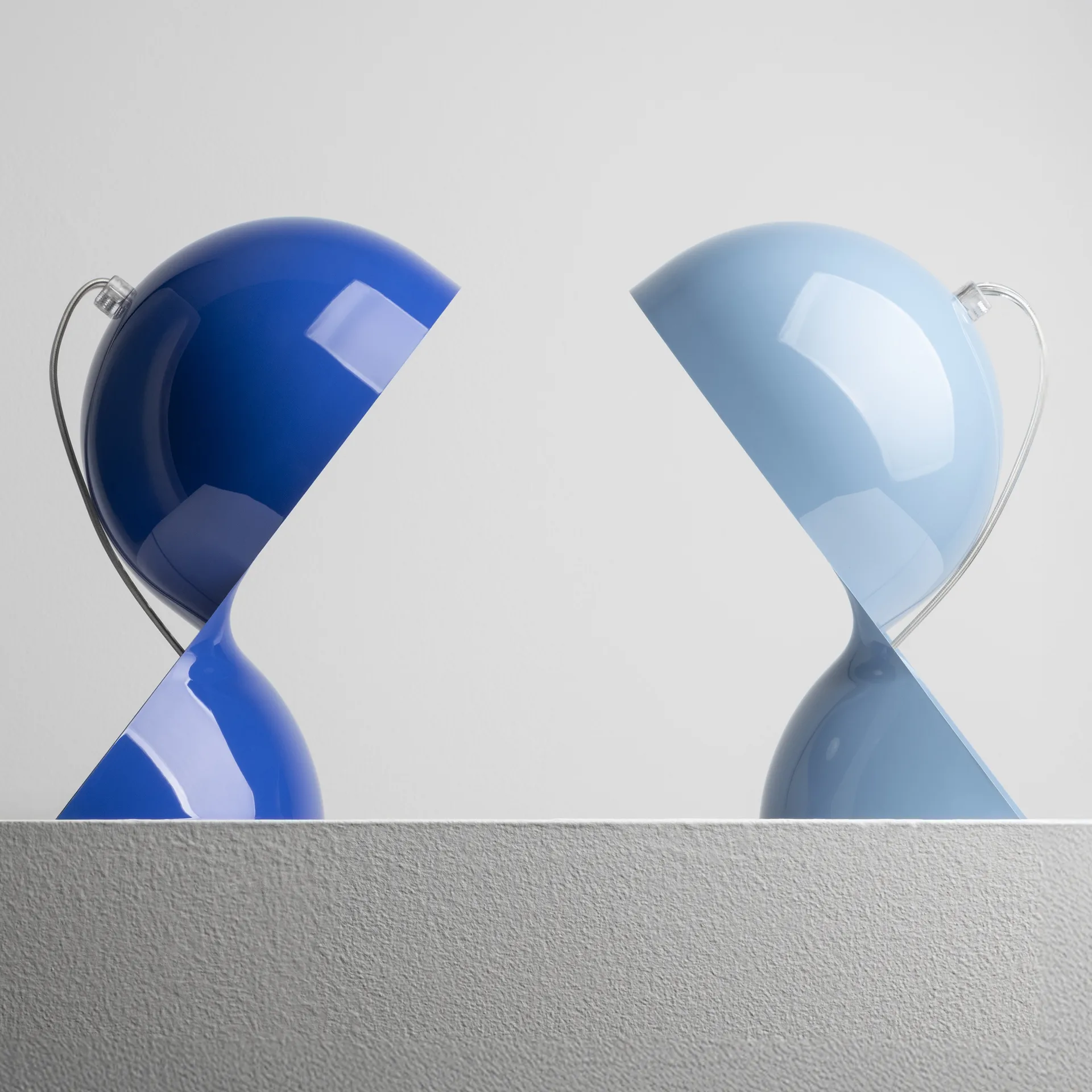 Dalu' bordslampa, Light blue Artemide