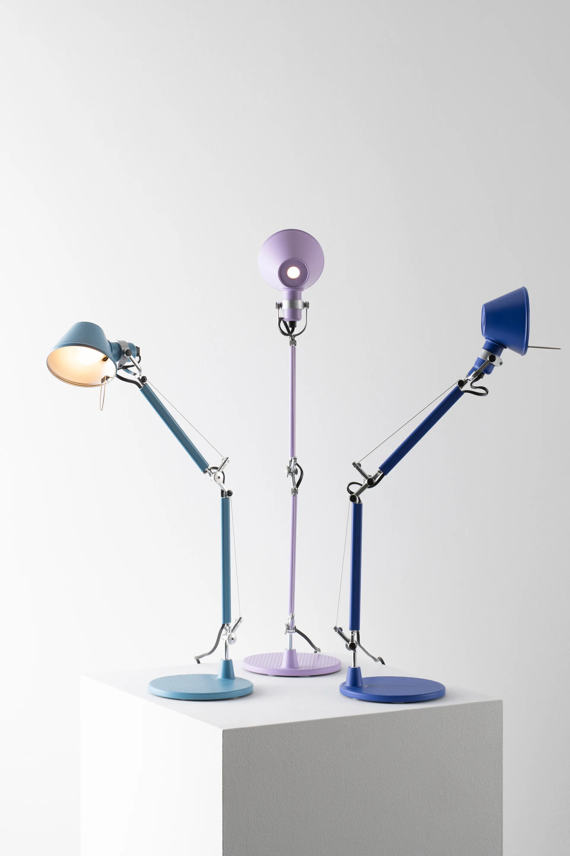 Tolomeo micro bordslampa, Light blue Artemide