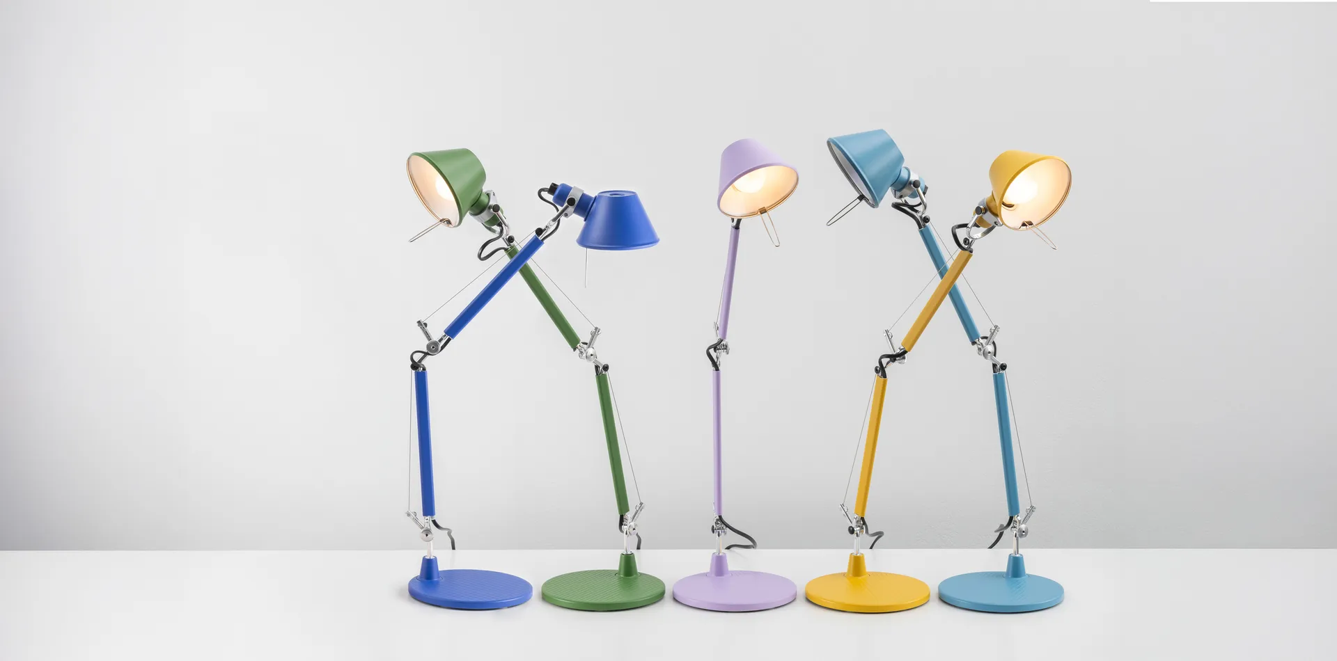 Tolomeo micro bordslampa, Light blue Artemide