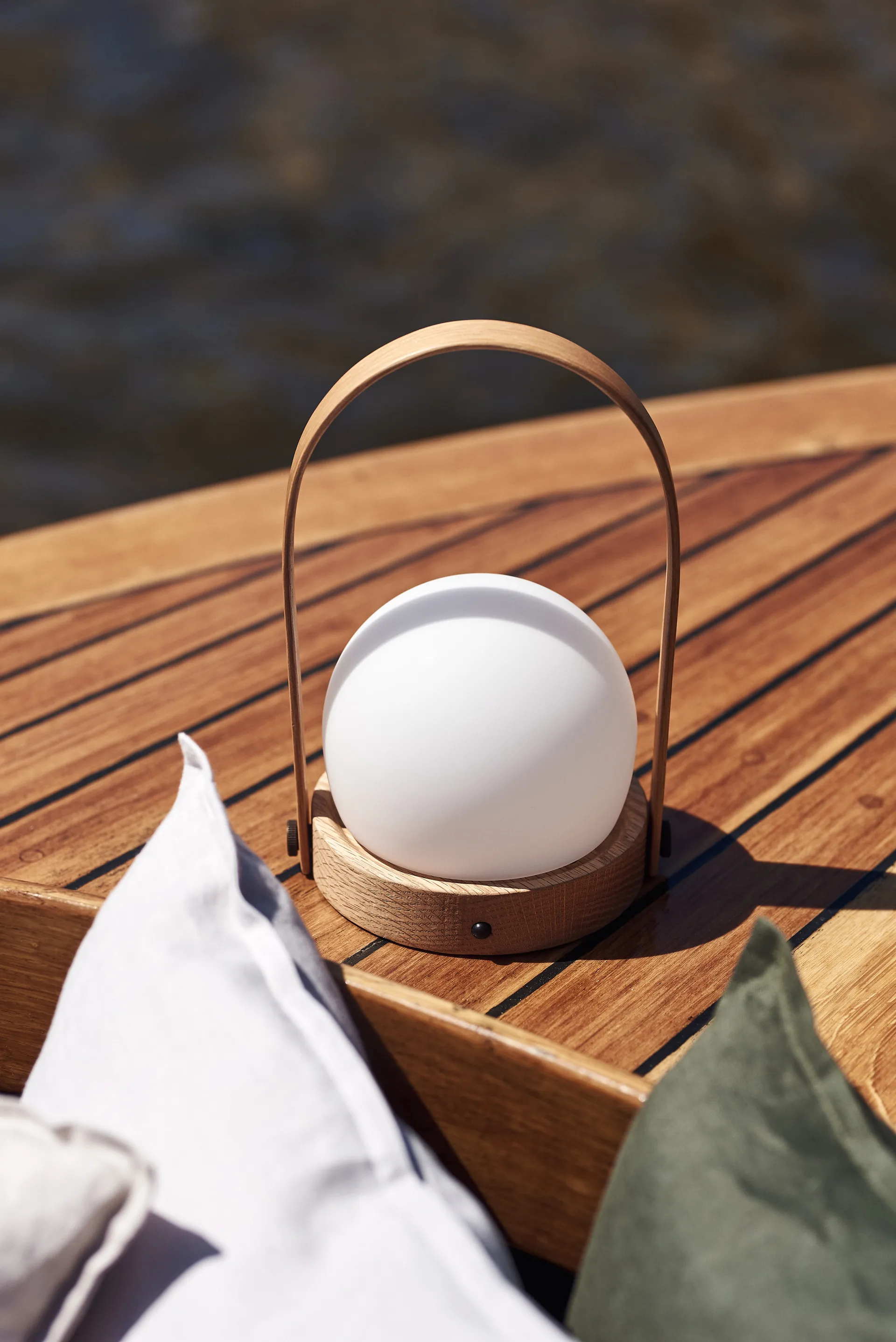 Carrie lampa Limited Edition, Natural oak Audo Copenhagen