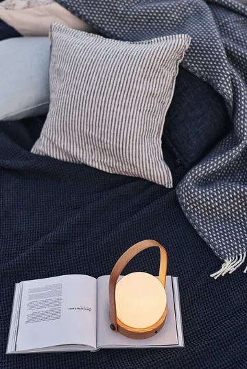 Carrie lampa Limited Edition - Natural oak - Audo Copenhagen