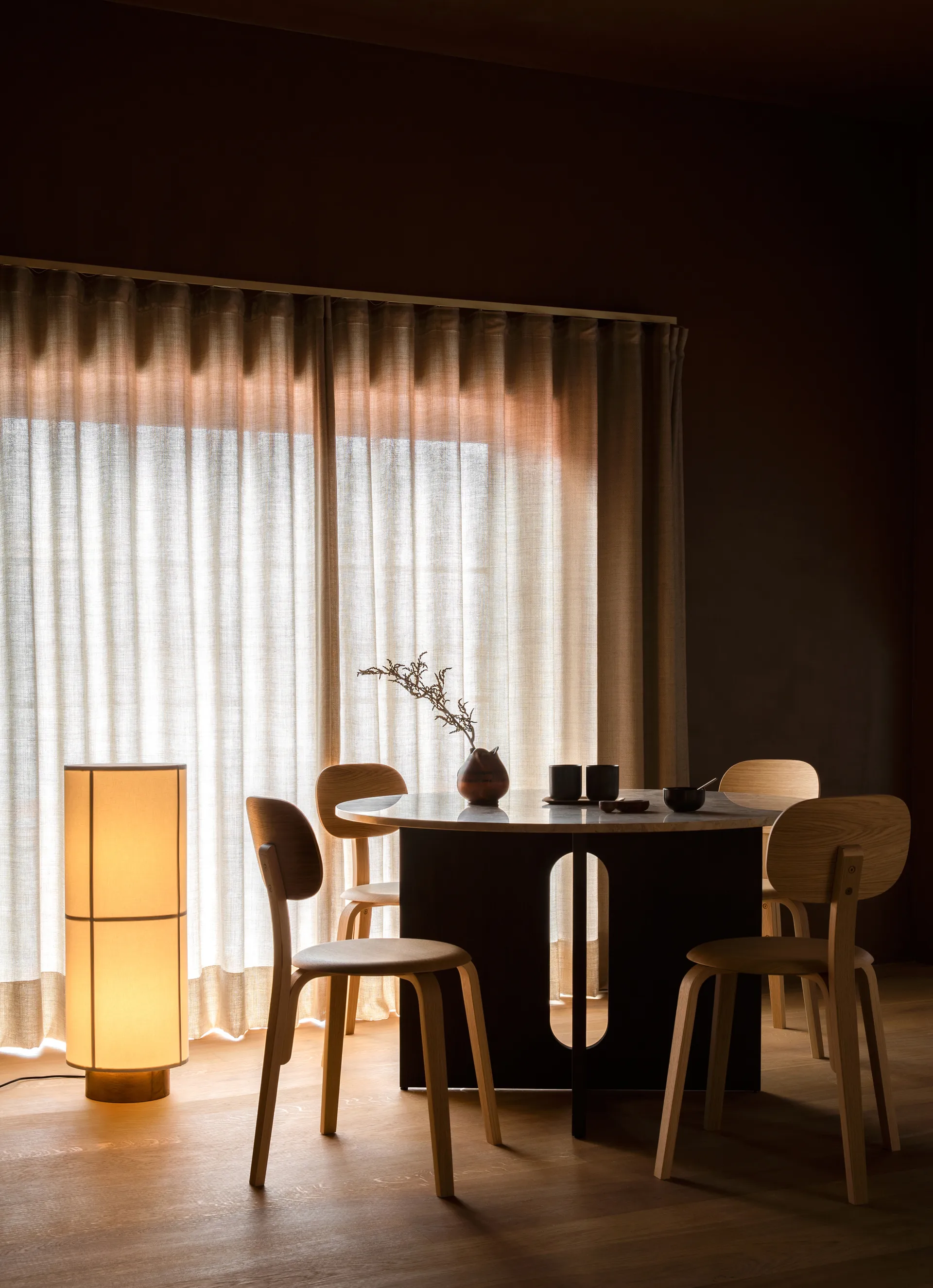 Hashira golvlampa, Raw Audo Copenhagen
