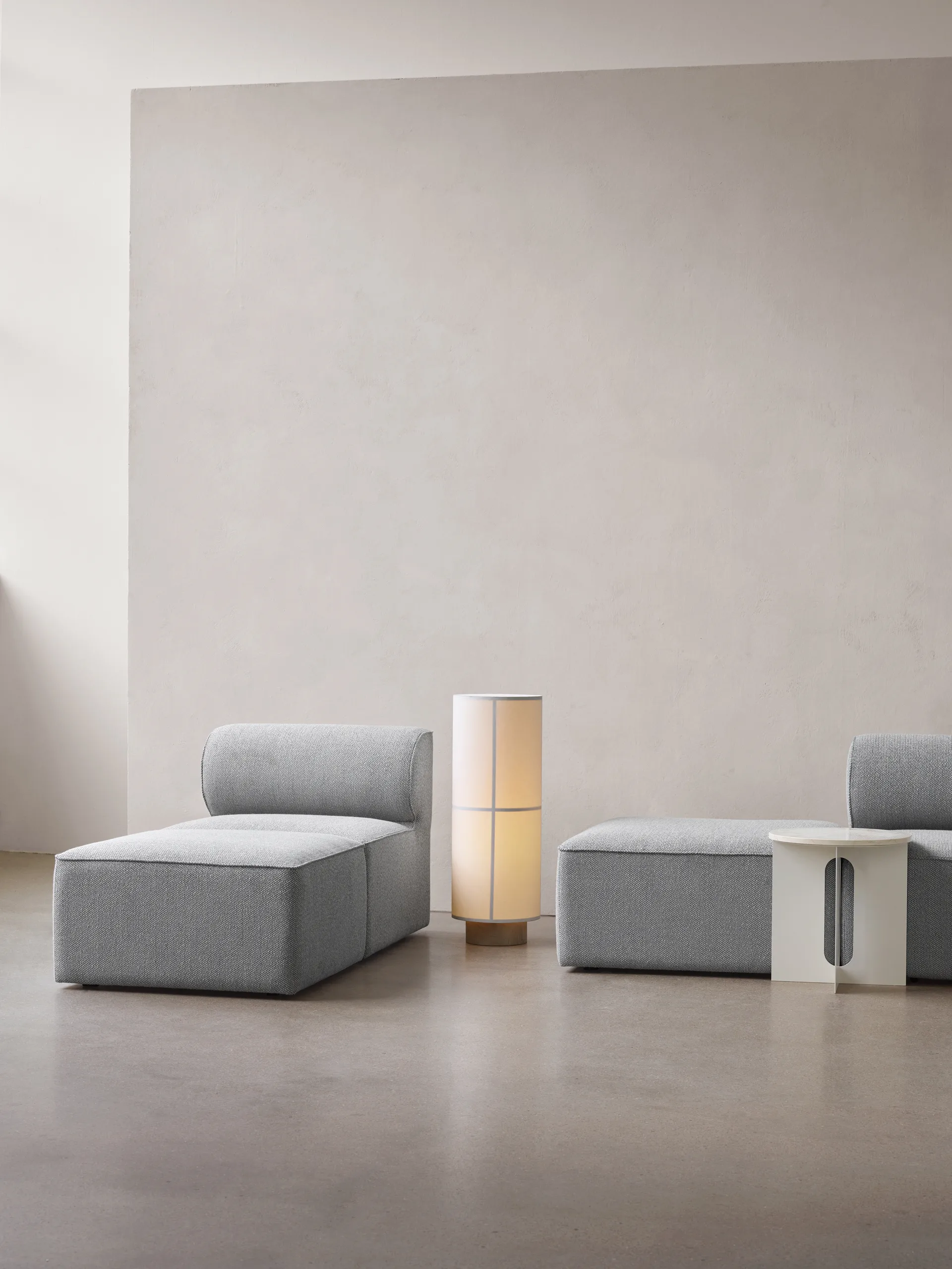 Hashira golvlampa, Vit Audo Copenhagen