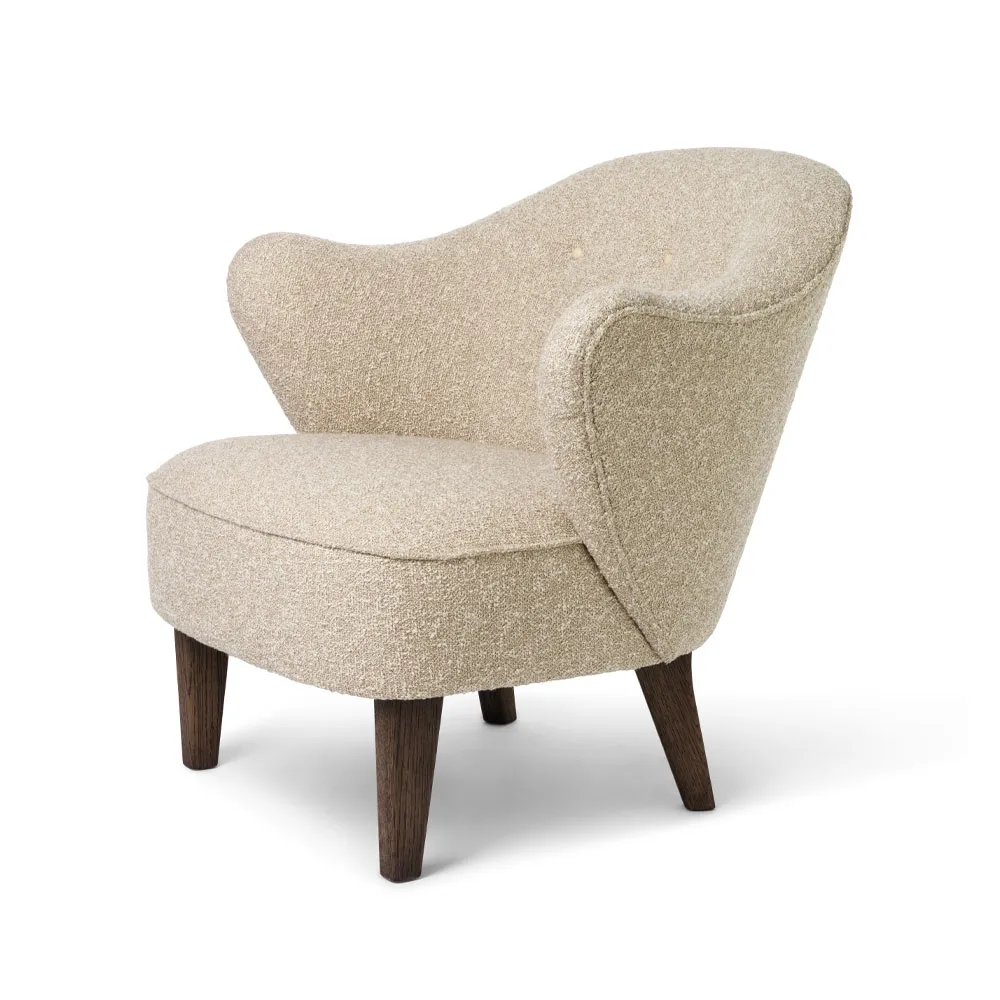 Ingeborg fåtölj, Sahcozero beige-ben rökt ek Audo Copenhagen