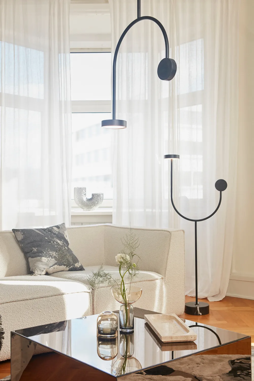 GRASIL golvlampa 51,5x127,6 cm, Black/Black AYTM