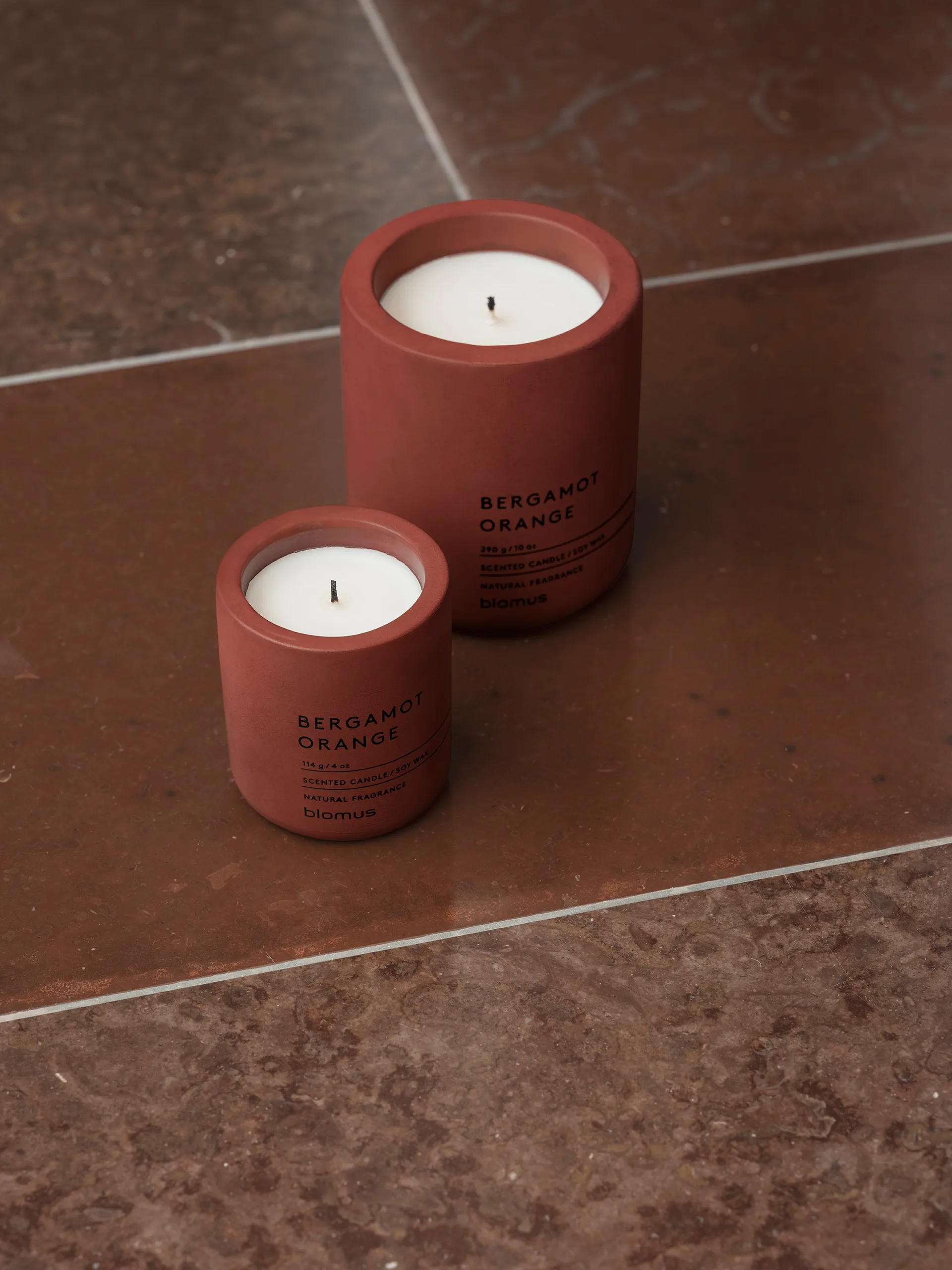 Fraga doftljus 55 timmar, Bloody Orange Cedar Wood blomus