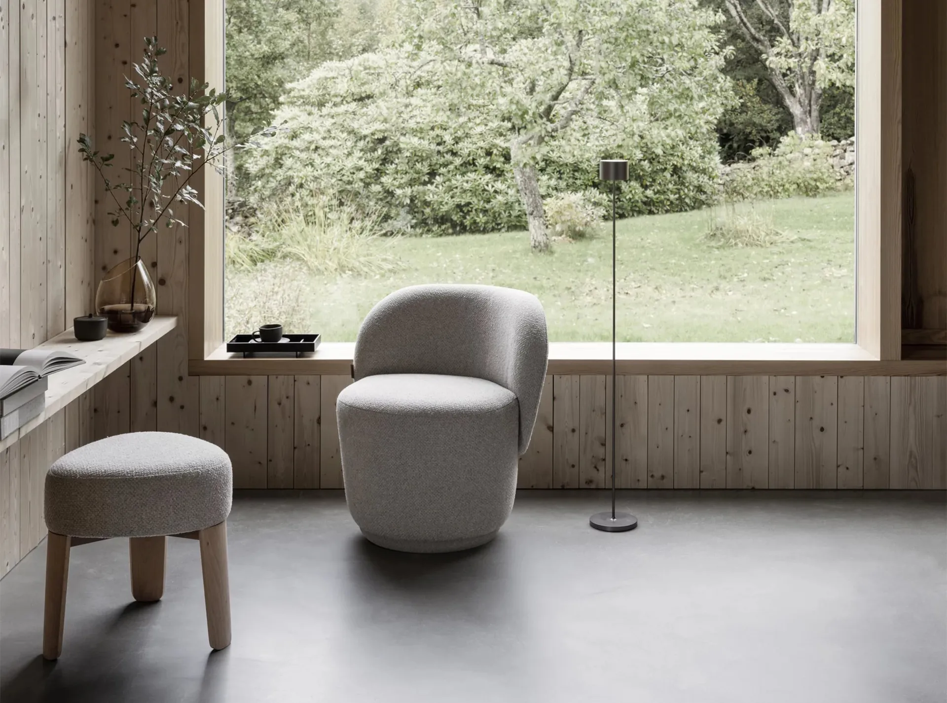 Kuon fåtölj med snurrfunktion, Socia desert blomus