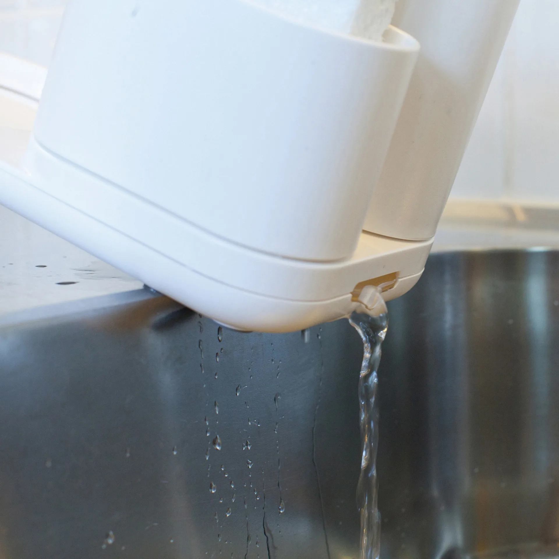 Do-Dish Caddy PLUS diskmedelspump med förvaring, Mörkt trä Bosign