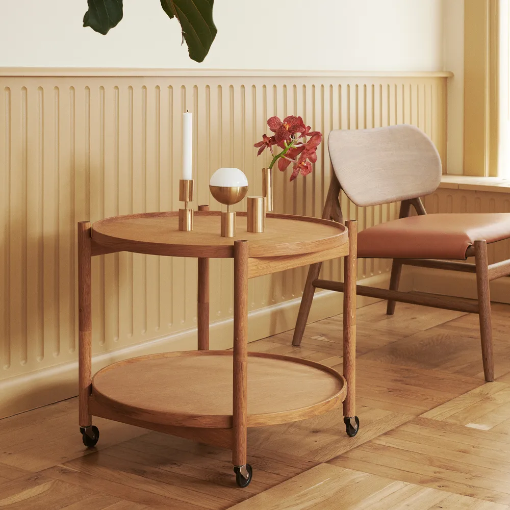 Bølling Tray Table model 60 rullbord, bok olja, oljat bokstativ Brdr. Krüger