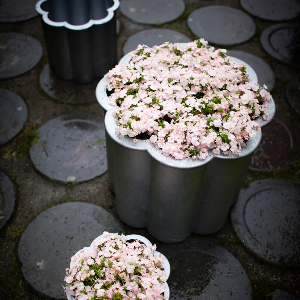 Gråsippa kruka, Aluminium sandgjuten, no. 3 Ø62 cm Byarums bruk
