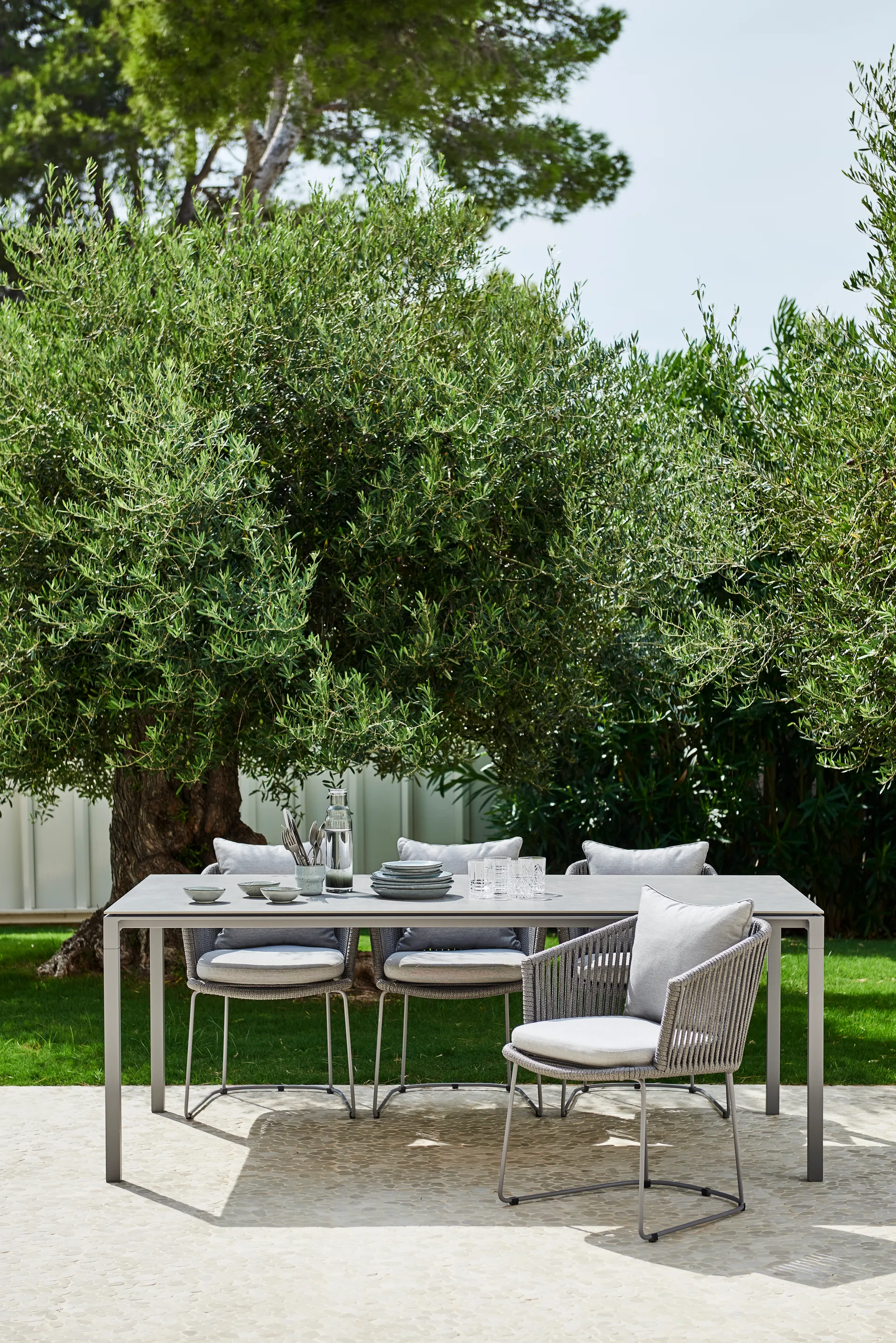 Pure bord 200x100 cm Basalt grey-taupe Cane-line