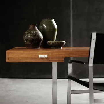CH111 karmstol - Loke 7150 svart läder-rostfritt stativ - Carl Hansen & Søn