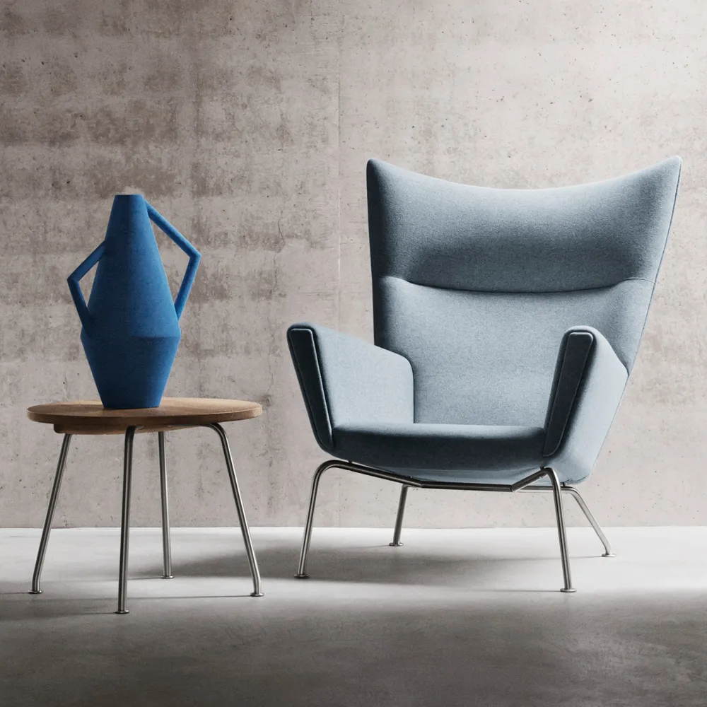 CH445 Wing Chair fåtölj, Thor 301-rostfria stålben Carl Hansen & Søn