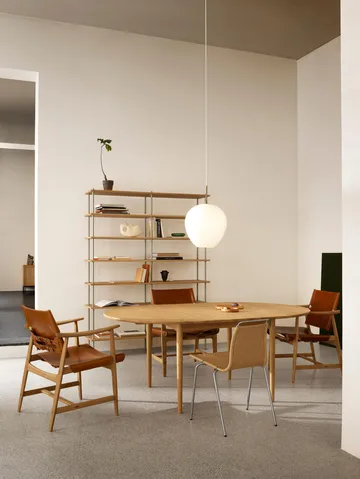 MT221 Tulip-lampan - Opalglas-mässing, Ø36 cm - Carl Hansen & Søn