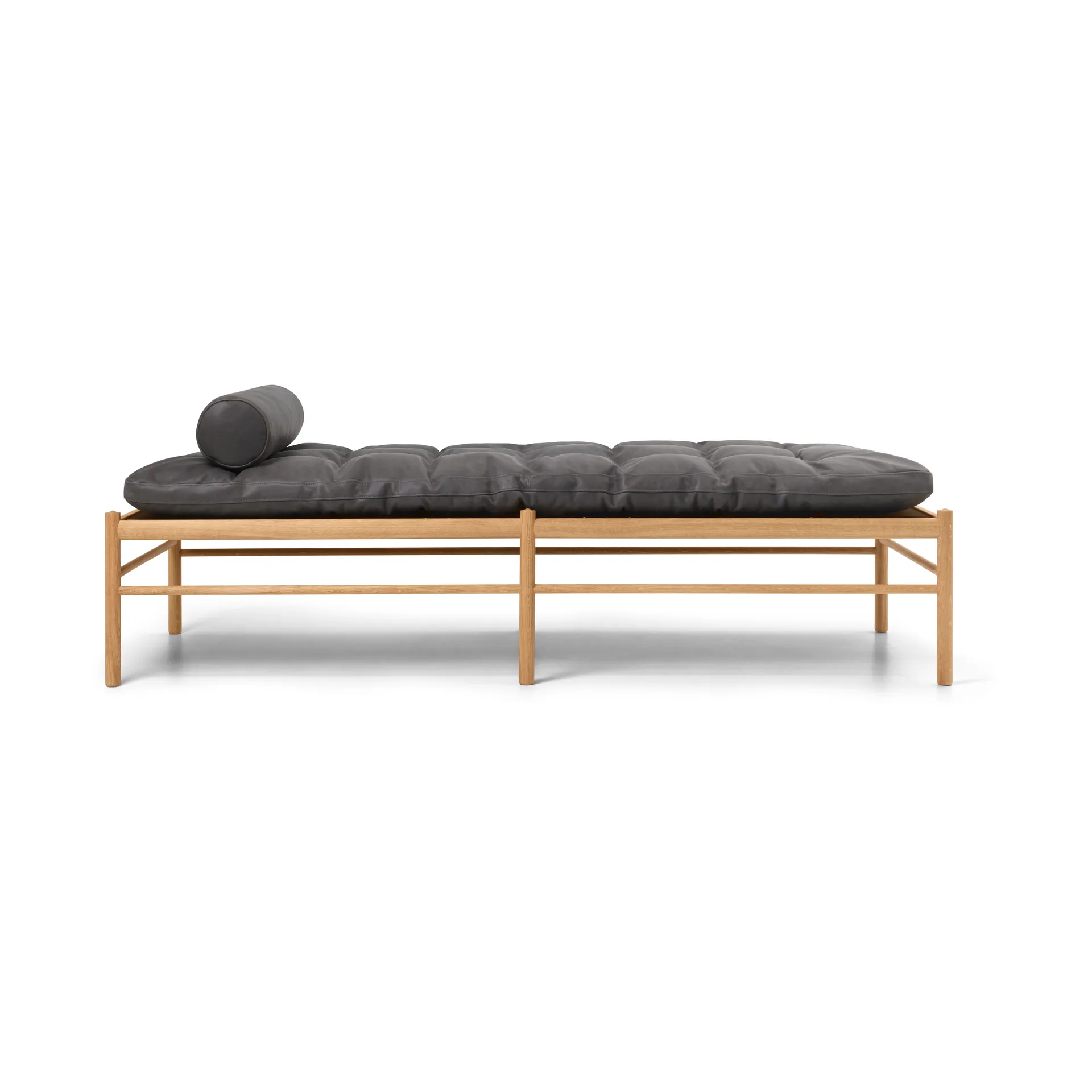 OW150 dagbädd, Terra 20367-oljad ek Carl Hansen & Søn
