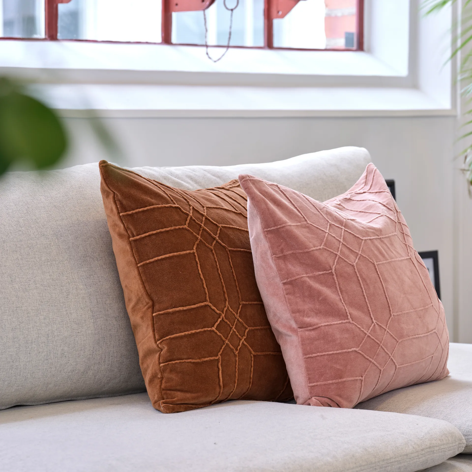 Delhi kuddfodral 50x50 cm, Dusty coral Classic Collection