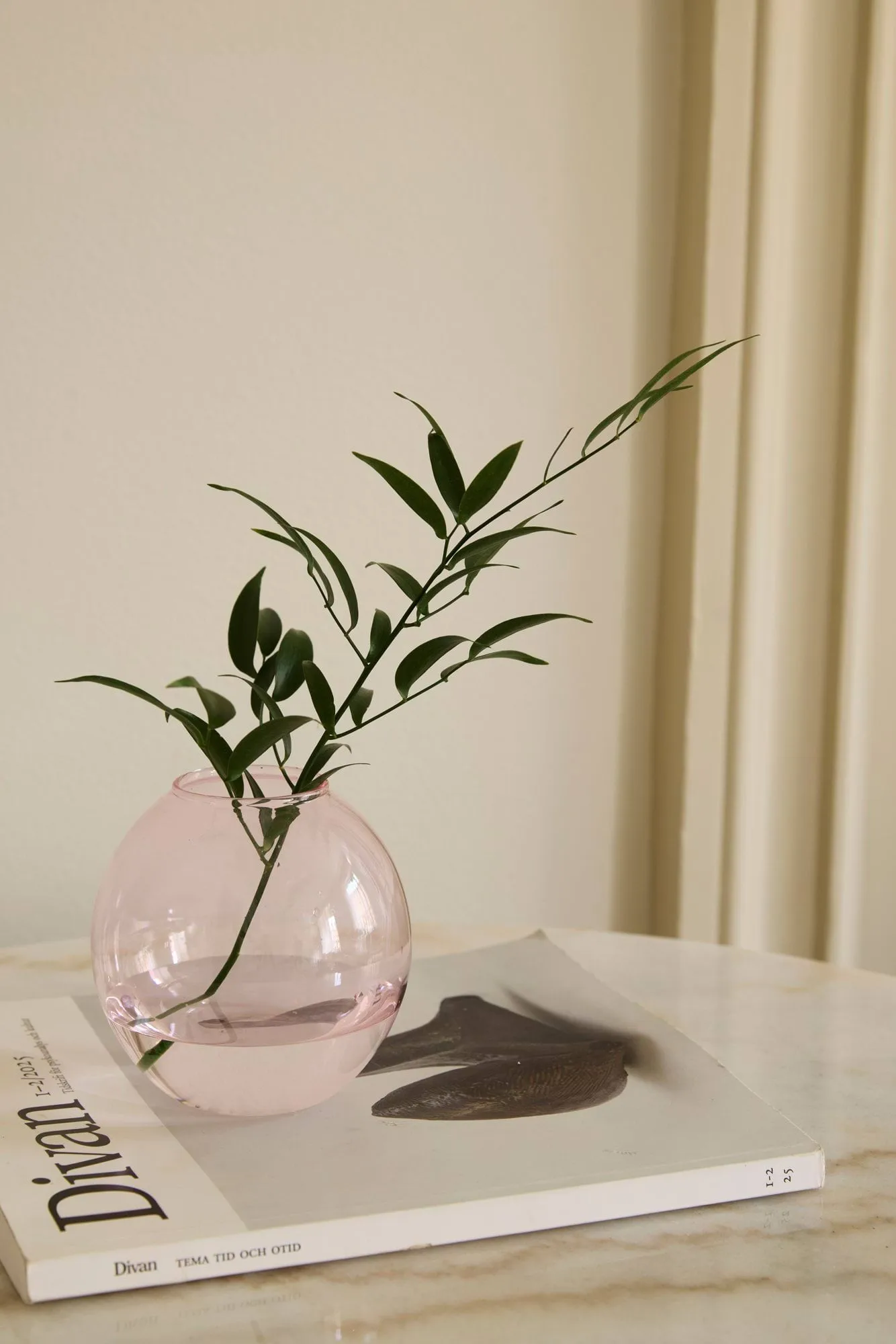Bubble Vase, Pale rose Cooee Design