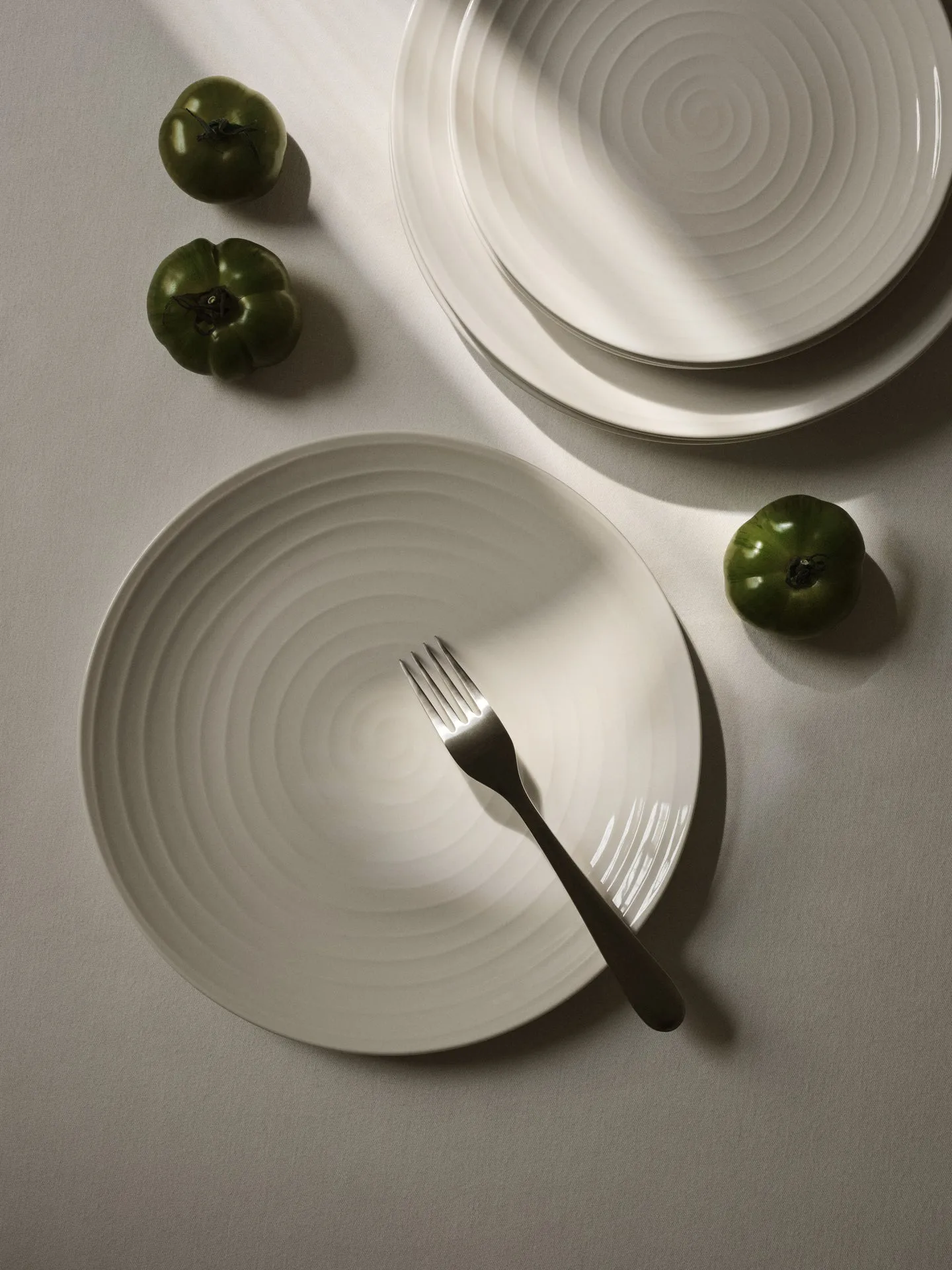 Blond assiett, stripe vit Design House Stockholm