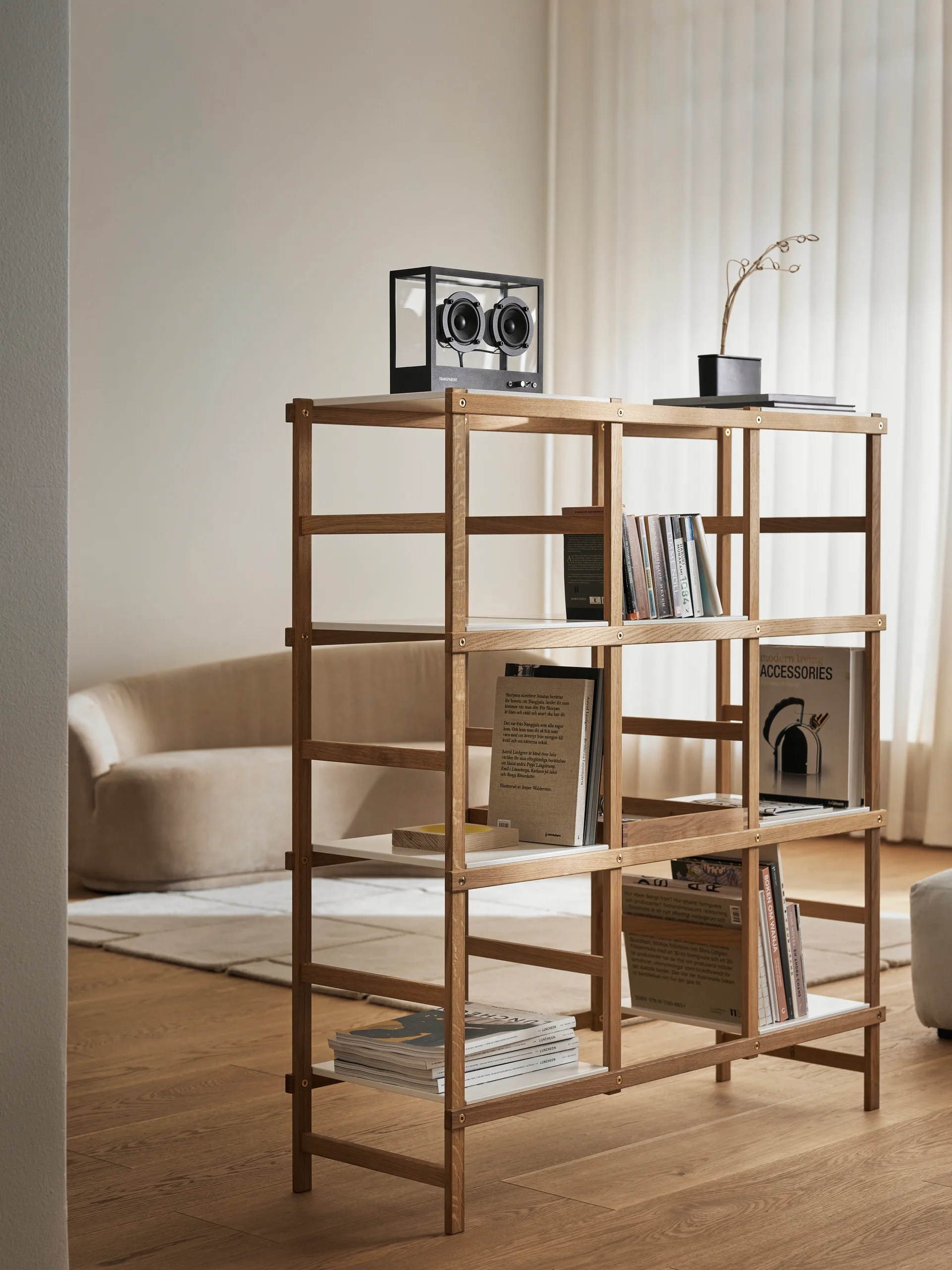 Frame hylla hög, Ek-vit Design House Stockholm