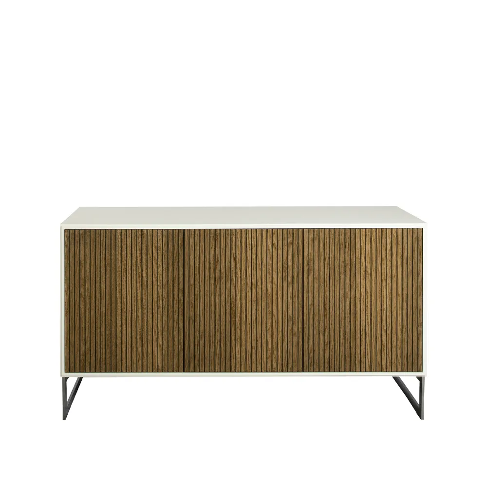 Line skänk, walnut/white, 3dörrar+2hyllor, kromben Englesson
