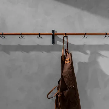 Nostalgi kroklist - Valnöt-aluminium stativ - Essem Design