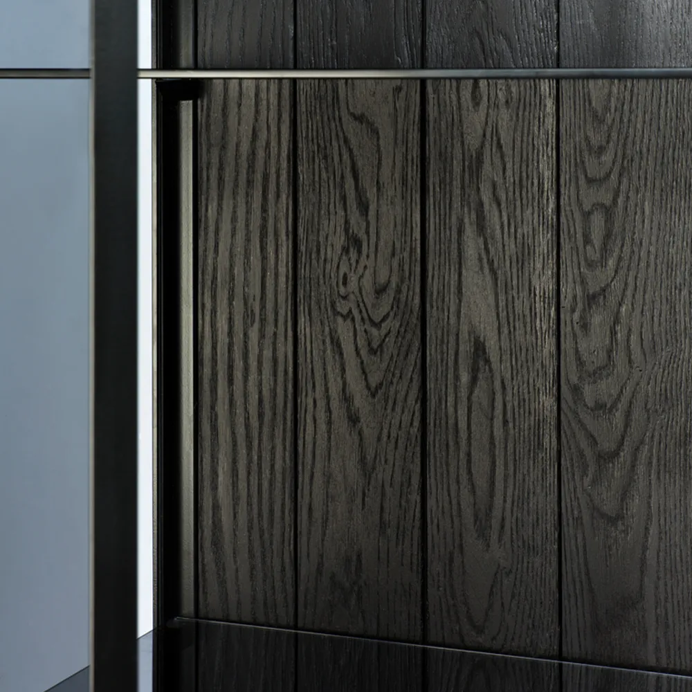 Anders sideboard, Svart 2 glasdörrar metall Ethnicraft