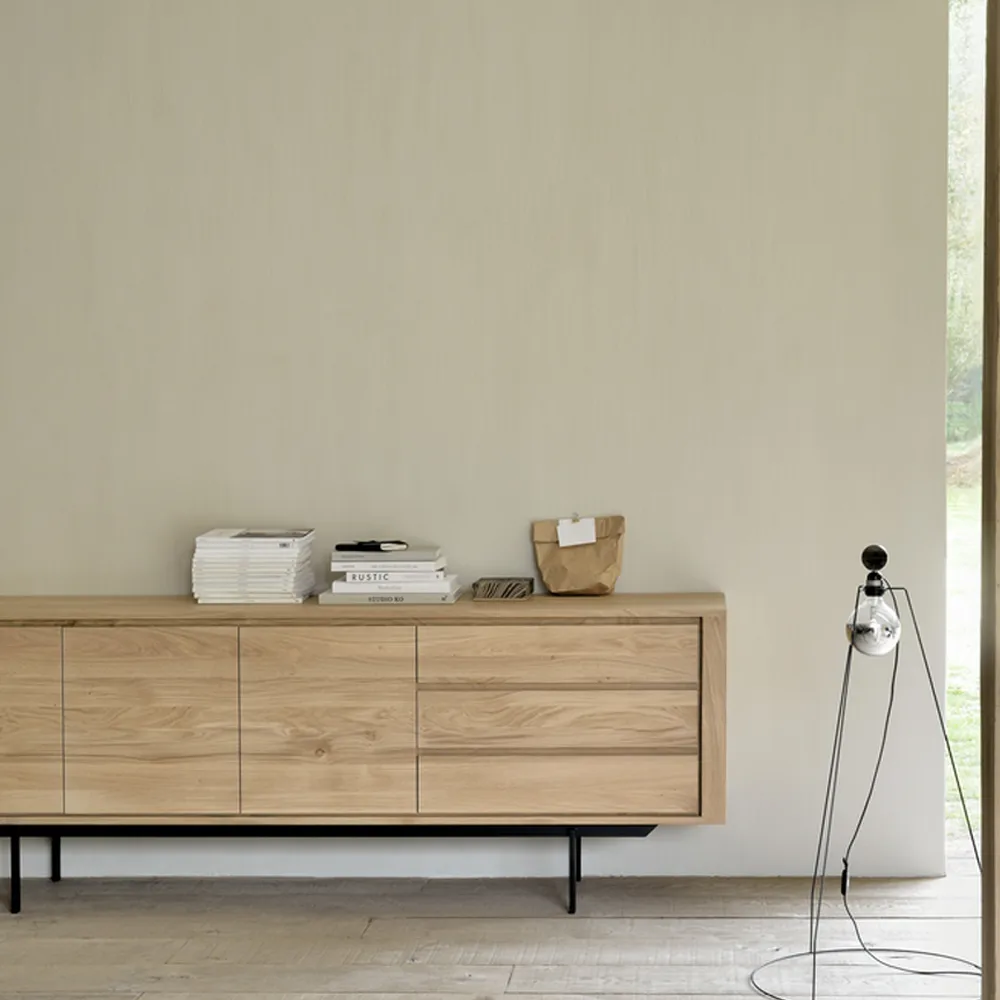 Shadow sideboard, Ek-Wax oil 3 dörrar 3 lådor Ethnicraft