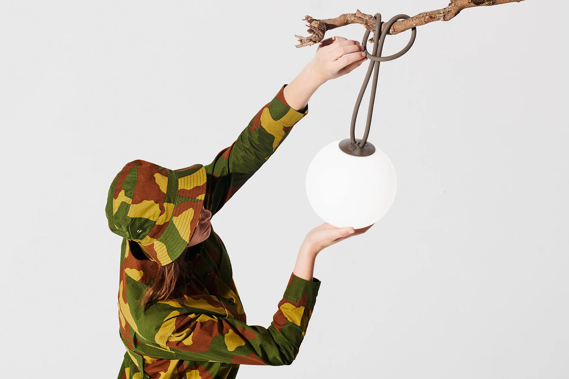 Bolleke lampa, taupe Fatboy