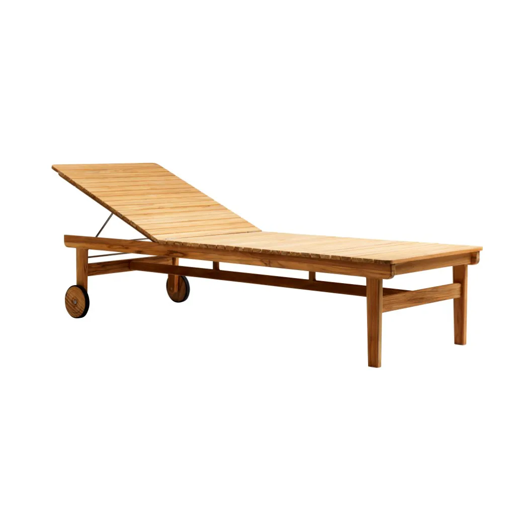 M8 Sammen solstol, Teak-nature oiled FDB Møbler