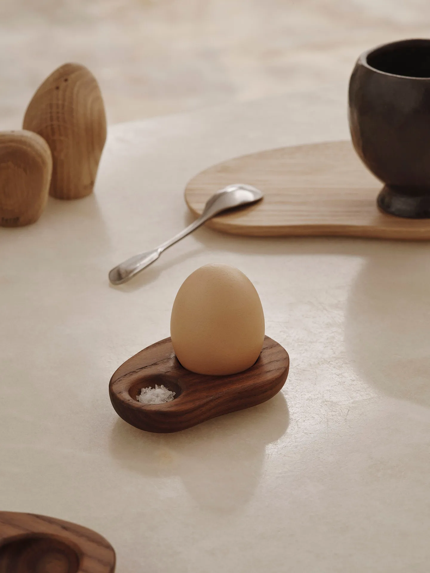 Cairn äggkopp 2-pack, Dark brown Ferm Living
