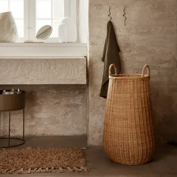 Curvature krok enkel - Mässing - Ferm Living