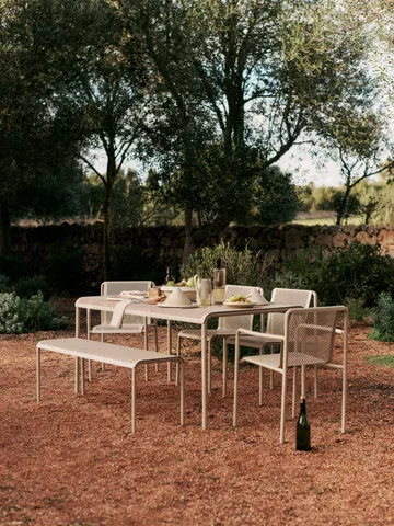 Dapple stol med armstöd - Cashmere - Ferm Living