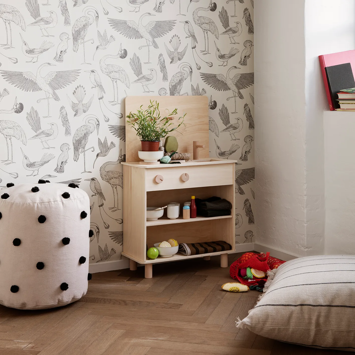 Dot puff Ø39 cm, Sand-black Ferm Living