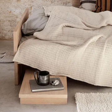 Kona display table sidobord - oak natural veneer - Ferm Living