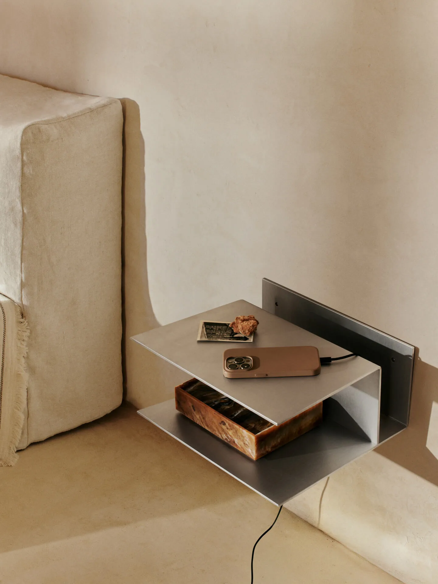 Lager sängbord 15,5x35x30 cm, Aluminium Ferm Living