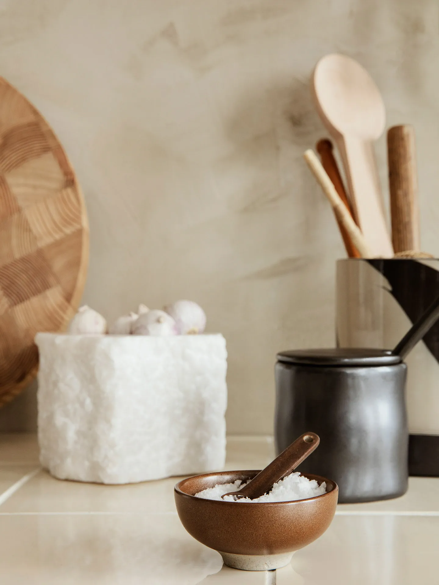 Petite saltskål med sked 2 delar, Chocolate Ferm Living