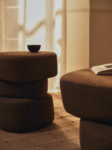 Plyo staple sittpuff - Dark brown - Ferm Living