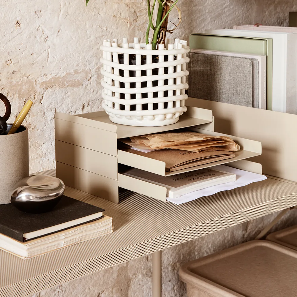 Punctual Perforated hylla 90 cm, cashmere Ferm Living