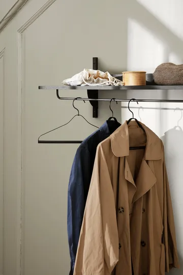 Sector hylla med stång 37x87 cm - Black ash-black brass - Ferm Living
