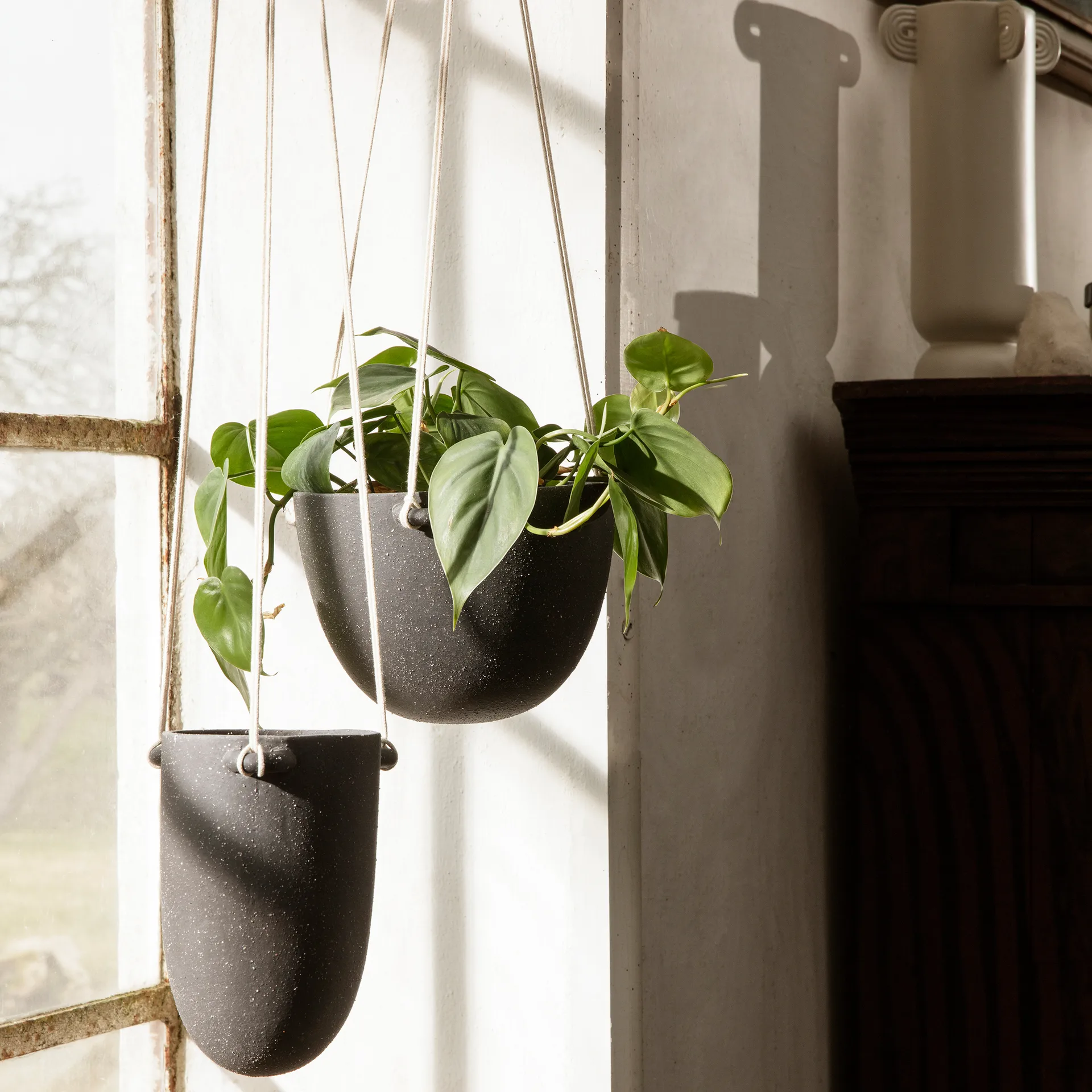 Speckle hängande kruka Ø13,5 cm, Dark grey Ferm Living