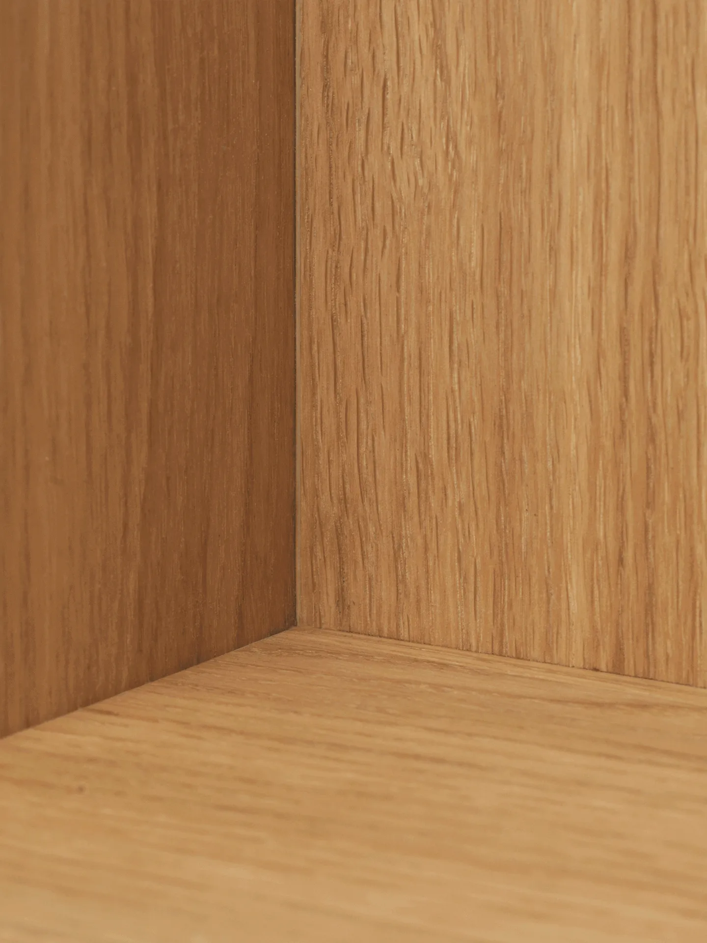 Stagger hylla tall, Oiled Oak Ferm Living