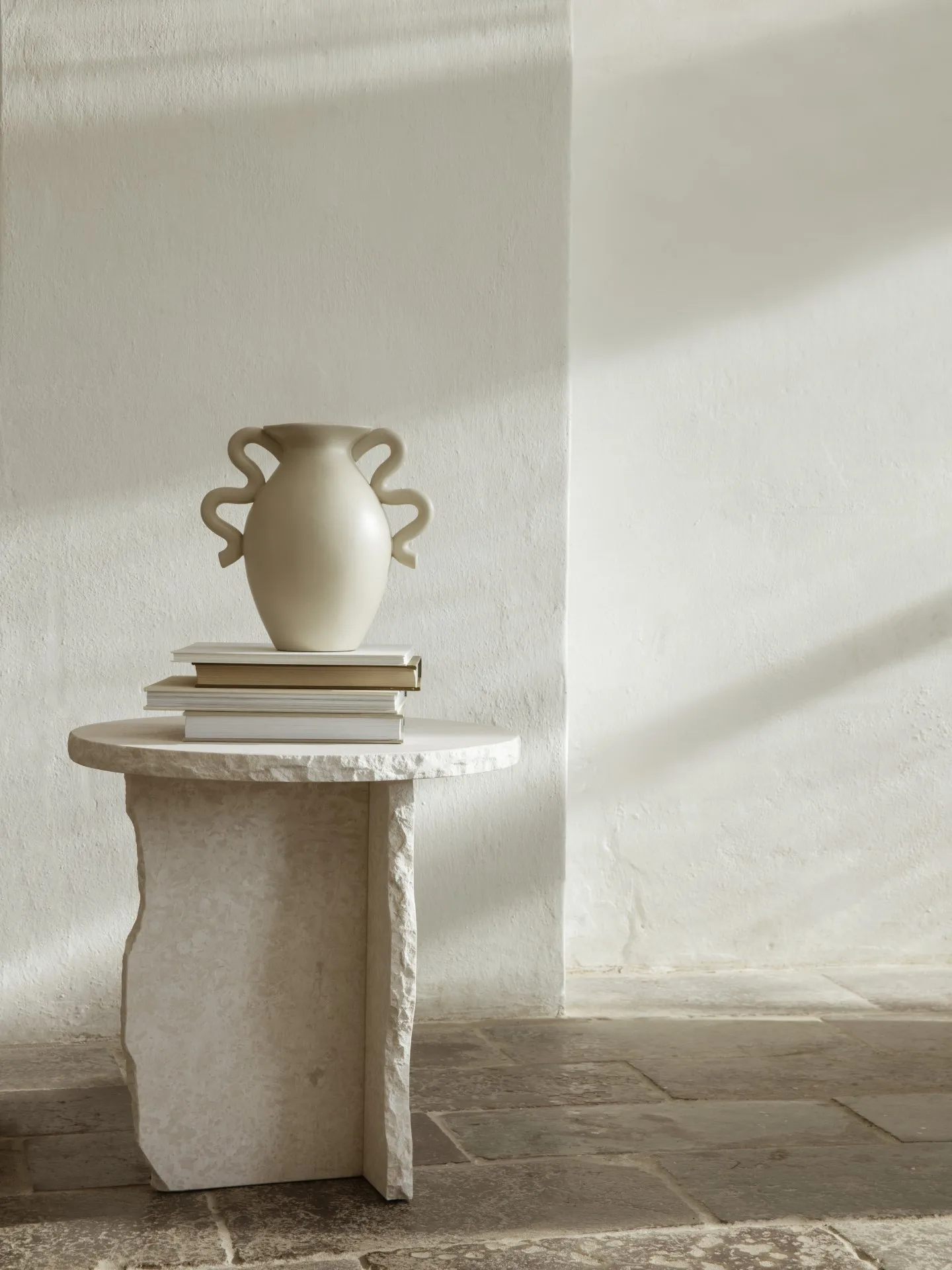 Verso vas 27 cm, Cream Ferm Living