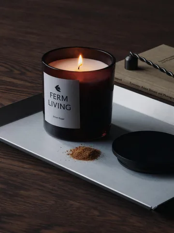 Vitto doftljus 45 h - Dark Grape - Ferm Living