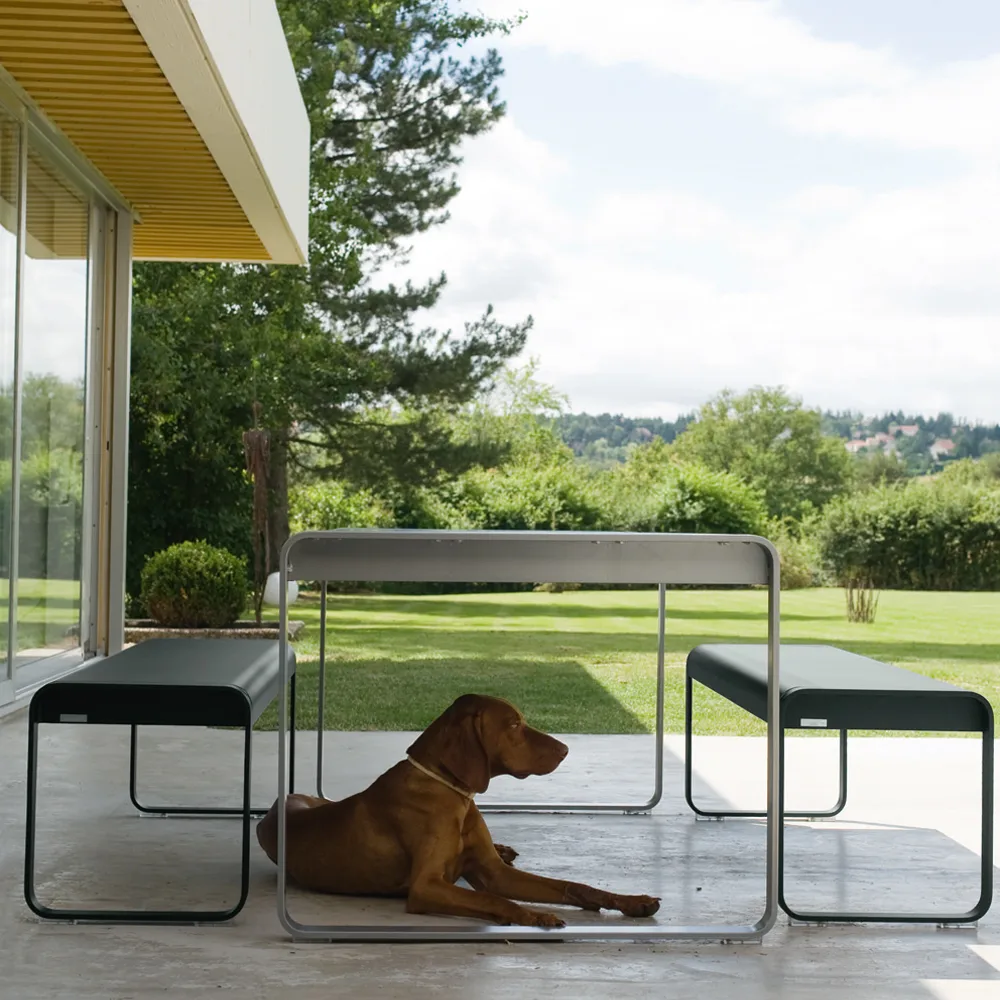 Bellevie bänk, Clay grey (grå) Fermob