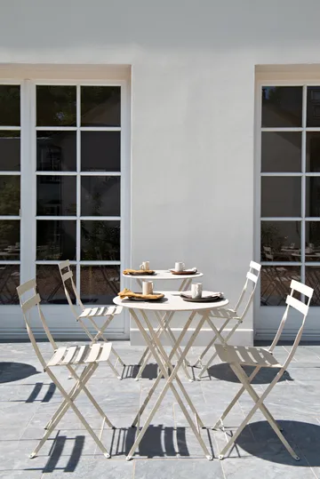 Bistro bord Ø117 cm + 4 stolar, Latte beige - Fermob