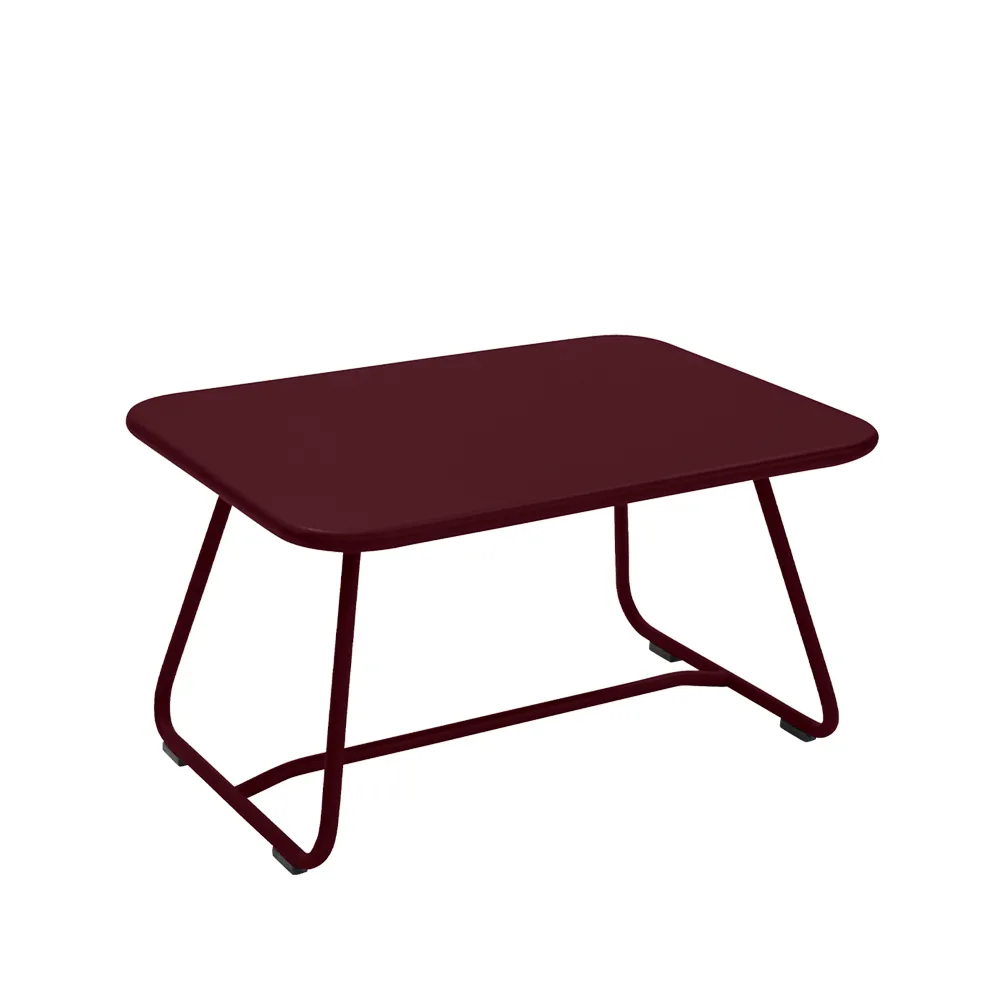 Sixties bord, Black cherry (vinröd) Fermob