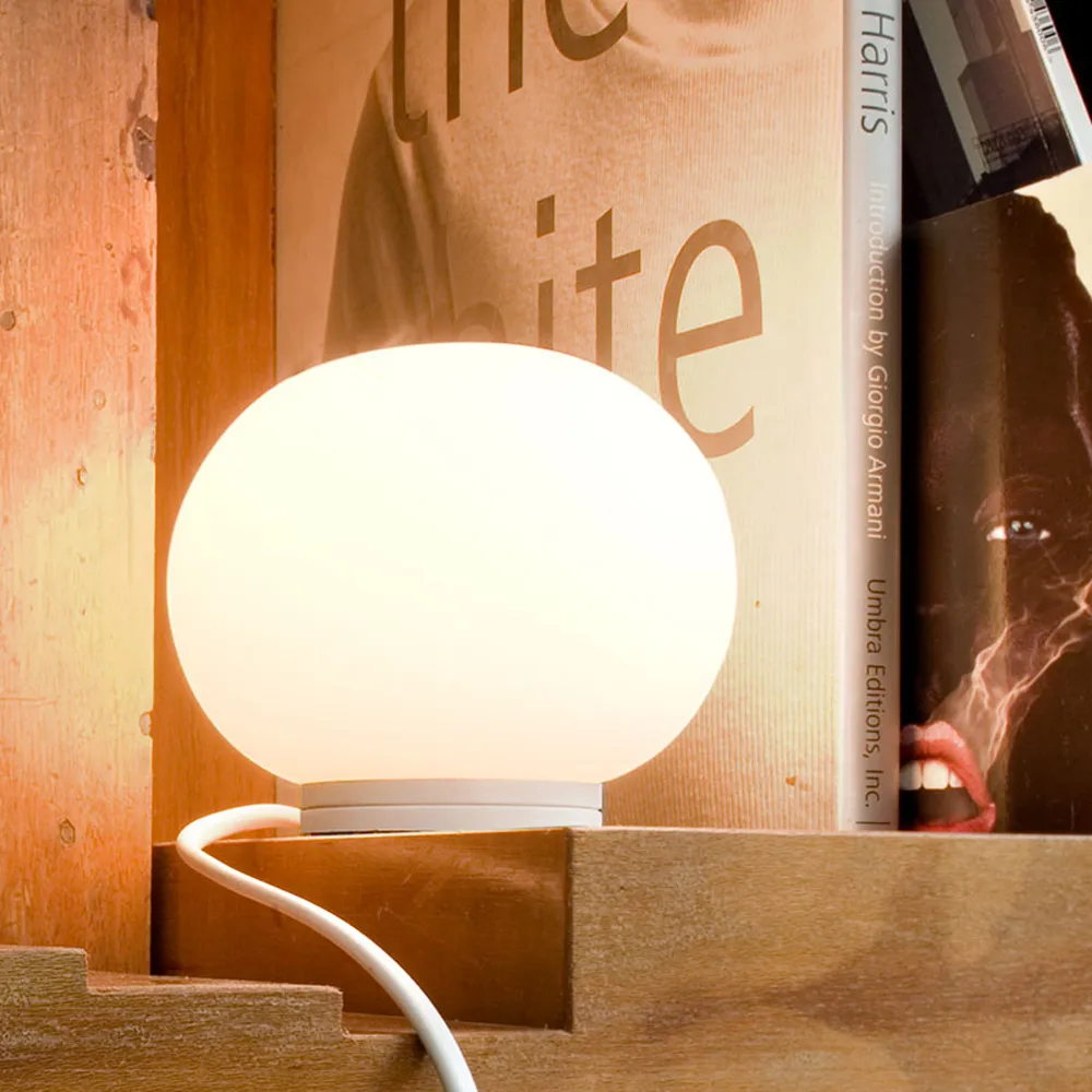 Glo-Ball Mini T bordslampa, Vitt opalglas Flos